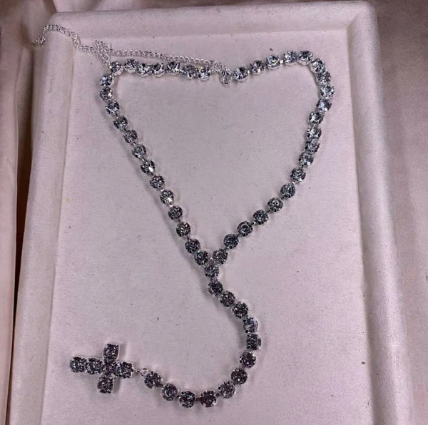 Large Rhinestone Necklace w/Cross Pendant