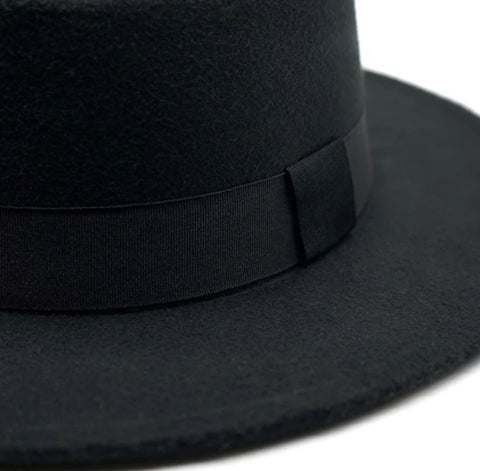 Box Black Hat